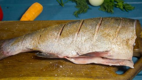 толстолобик в фольге запеченный