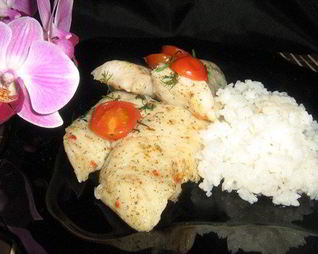 Запеченная в пакете рыба с помидорами черри