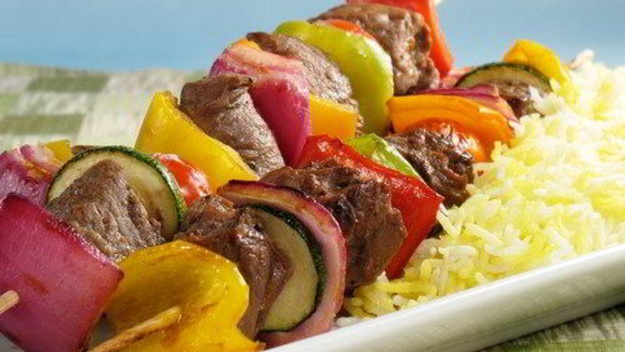 Рецепт говяжьи шашлыки на гриле с зелеными перцами и цукини