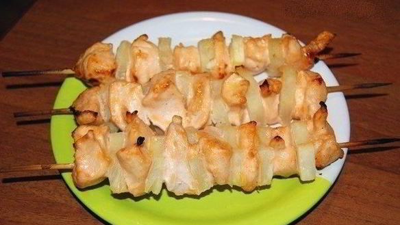 Рецепт Куриные шашлычки с ананасами в духовке