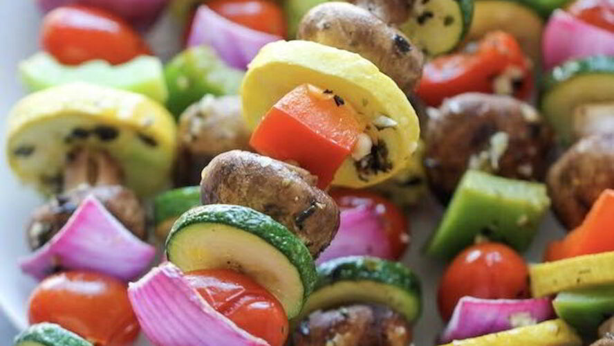 Рецепт овощной шашлык на мангале