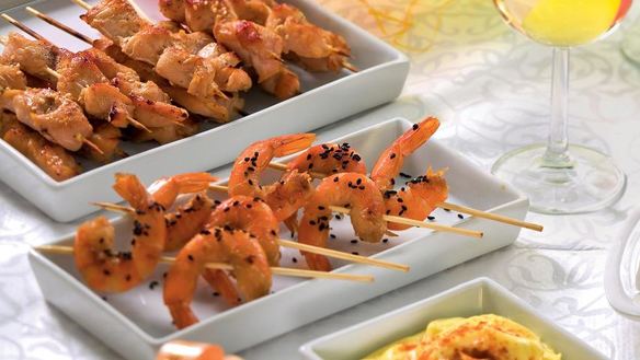 Рецепт Шашлычки из курицы и креветок