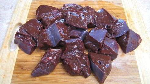 шашлык из говяжьей печени в жировой сетке