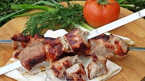 шашлык из свинины с лимоном и луком