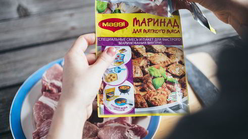 шашлык из свинины с овощами