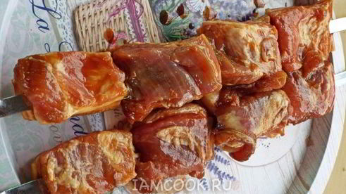 шашлык из свиной грудинки в томатно-соевом маринаде с медом