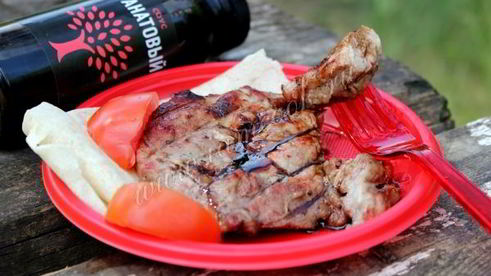 шашлык из свиной шейки с луком