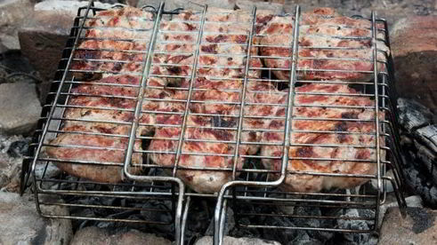 шашлык из свиной шейки с луком