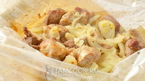 шашлык в рукаве в духовке
