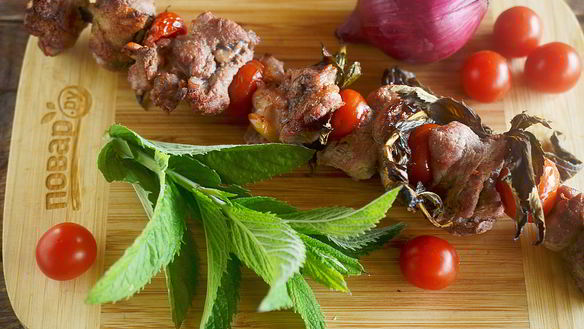 Рецепт Шашлыки из ягненка с помидорами и мятой