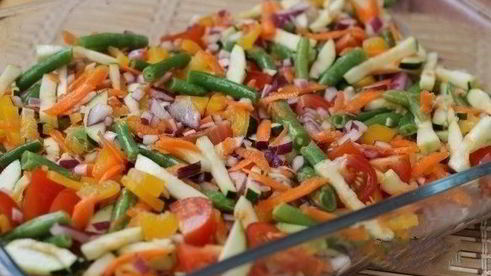 куриный стейк с овощами