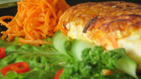 куриные стейки в морковном маринаде