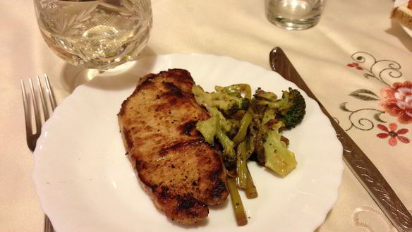 Рецепт Маринованный стейк из свинины со спаржей