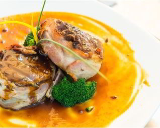 Стейк чили в апельсиново-голландском соусе