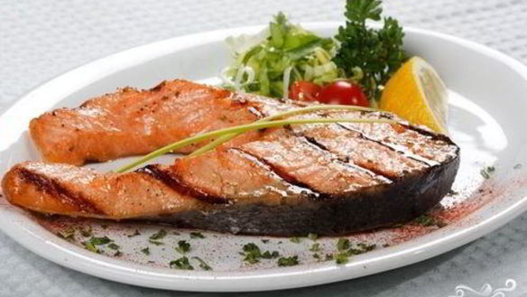 Рецепт Стейк из форели на углях