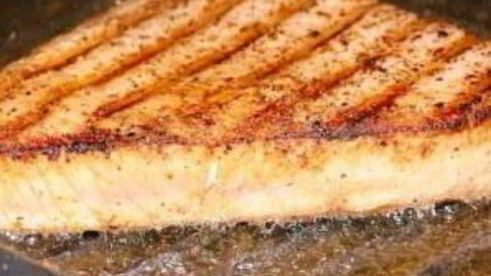 стейк из красной рыбы