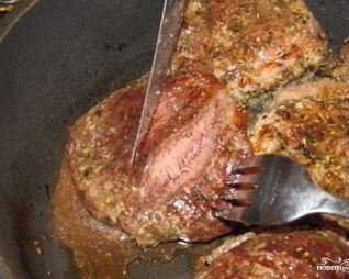 Стейк из мраморной говядины