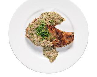 Стейк из свинины с горчичным соусом