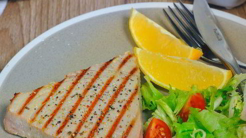 стейк из тунца