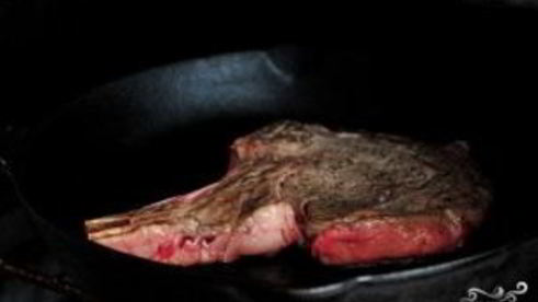 стейк на кости