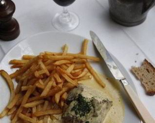 Стейк с горчичным соусом и сливочным картофелем