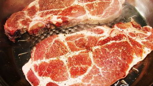 стейк свиной на косточке