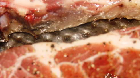 стейк свиной на косточке