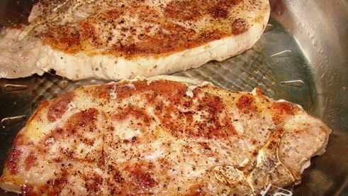 стейк свиной на косточке