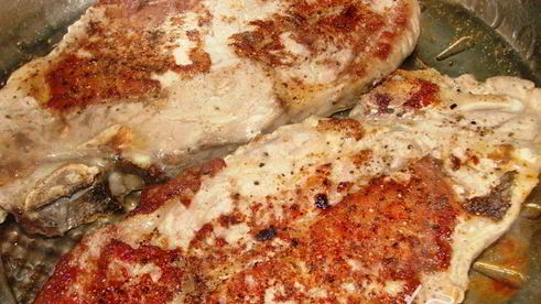 стейк свиной на косточке