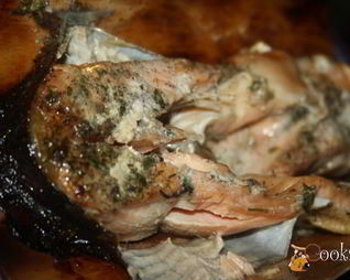 Стейки форели в гриль-бумаге на мангале