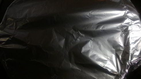 запеченые свиные стейки в чесночном соусе