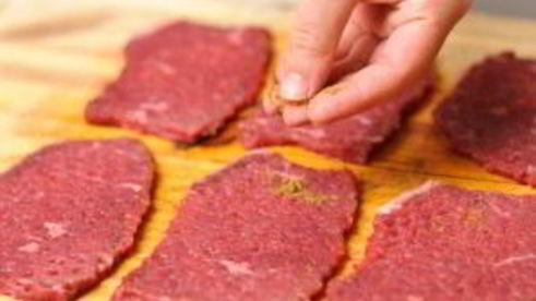 жареный стейк