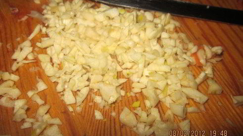 свинина в кисло-сладком соусе с жареным рисом на гарнир — ужин родом из китая