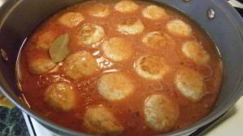 куриные тефтели с подливкой