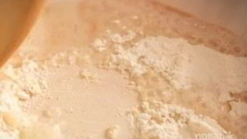 куриные тефтели в молочном соусе