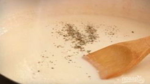 куриные тефтели в молочном соусе