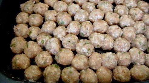 куриные тефтели в пряном лимонном соусе