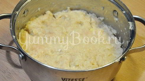 куриные тефтельки под сырным соусом