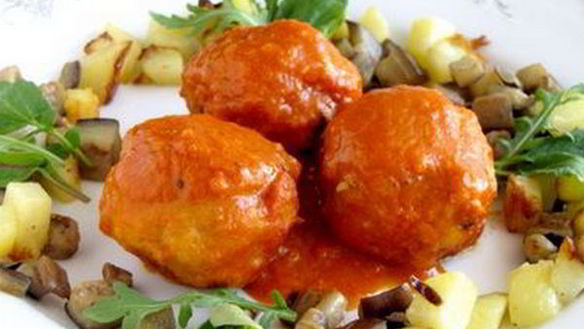 Рецепт Мясные тефтели в апельсиново-томатном соусе