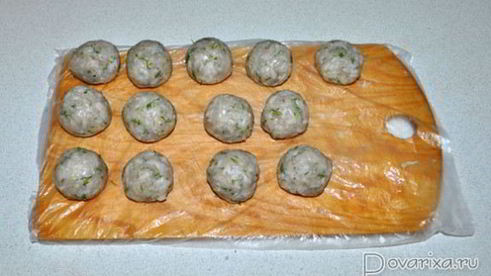 рыбные тефтели в томатном соусе