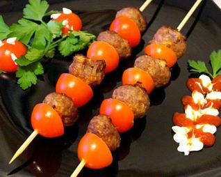 Шашлычки из тефтелек