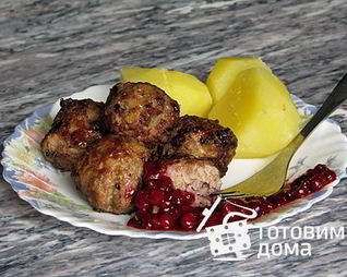 Шведские тефтели с брусникой