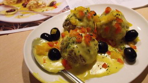 тефтели барселонские с шафрановым соусом