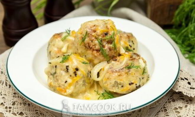 Тефтели из индейки в сметанном соусе