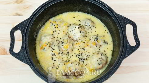 тефтели из индейки в сметанном соусе