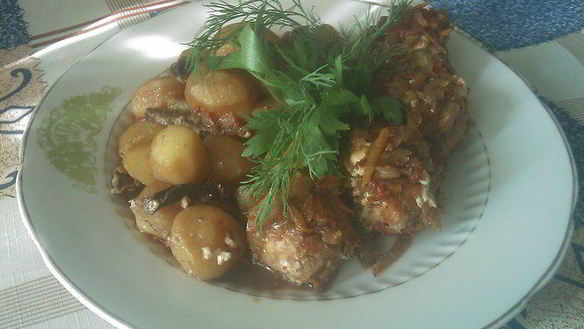 Рецепт Тефтели рыбные тушеные с грибами