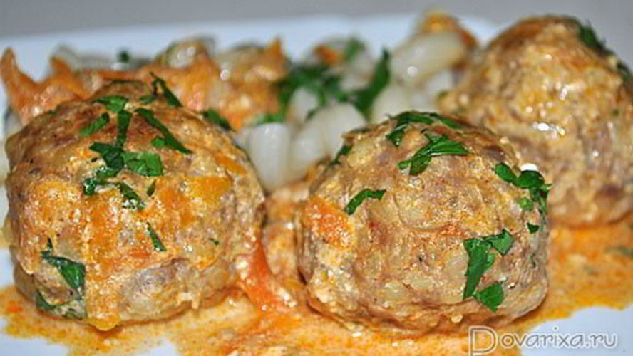 Рецепт тефтели с булгуром в сливочно-томатном соусе