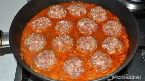 тефтели с булгуром в сливочно-томатном соусе