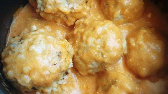 Рецепт Тефтели с рисом в мультиварке