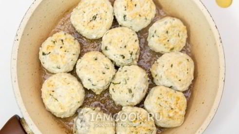 тефтели с рисом в томатном соусе